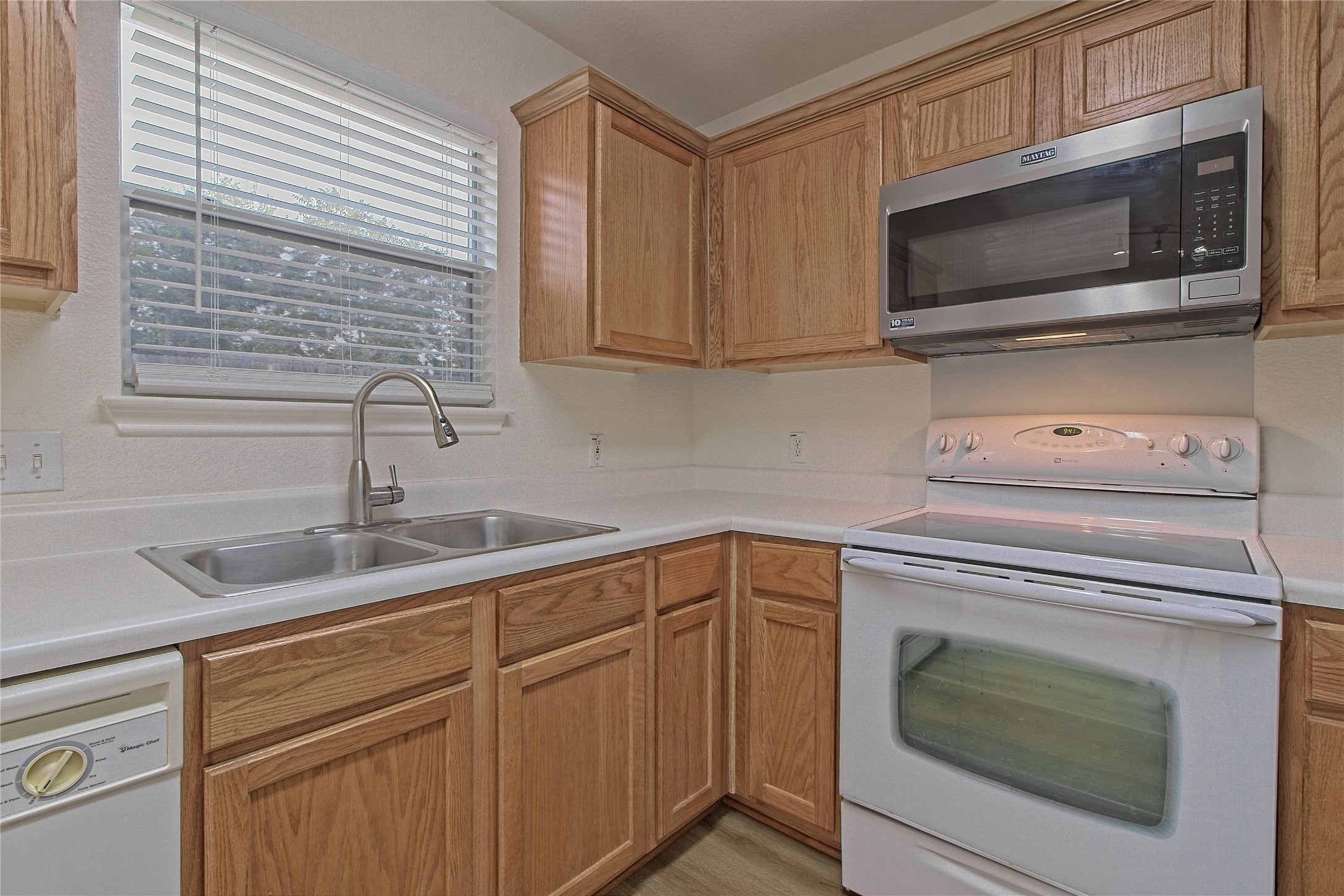 313 Avalanche Avenue Georgetown, TX 78626 - Photo 13 of 30