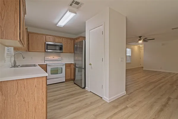 $1,750 | 313 Avalanche Avenue, Georgetown, TX 78626