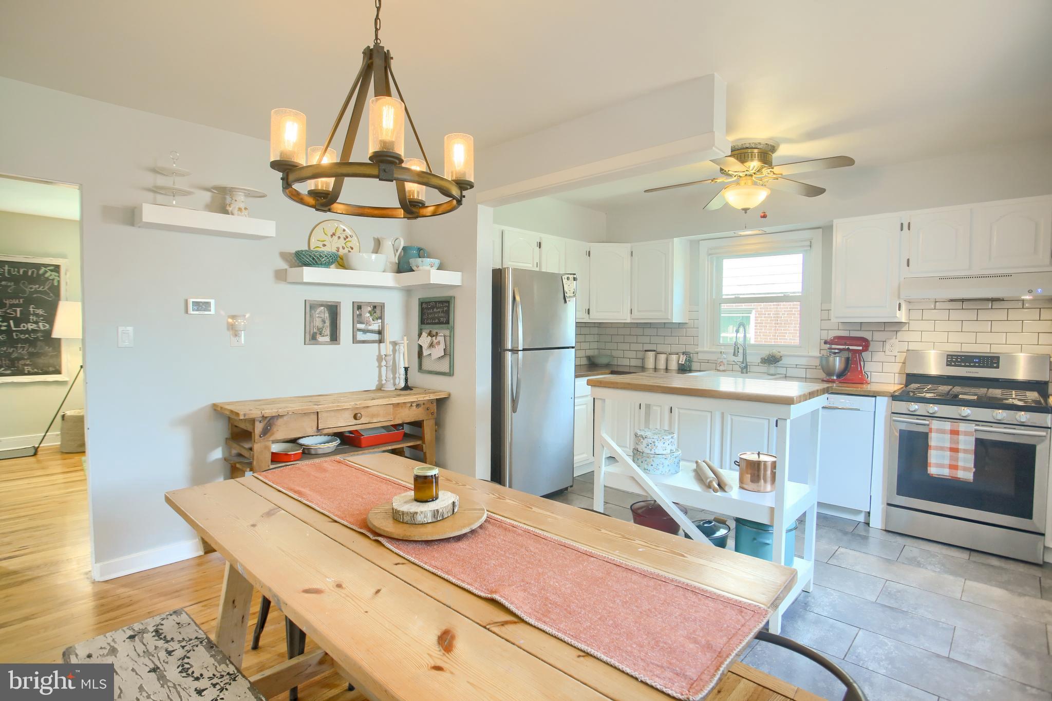 409 Appletree Road Camp Hill, PA 17011 - Photo 12 of 39 Gallery Image 12