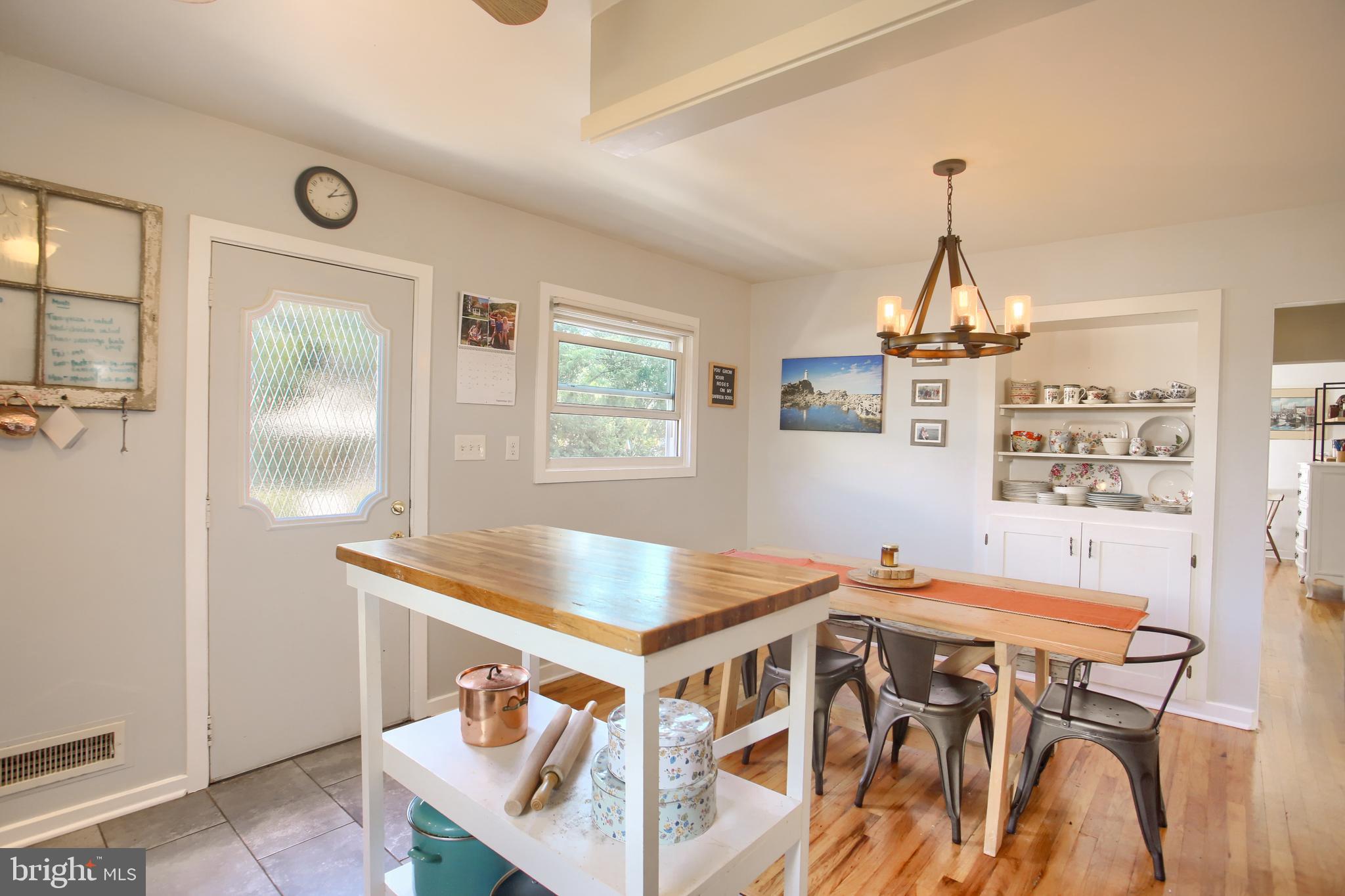 409 Appletree Road Camp Hill, PA 17011 - Photo 9 of 39 Gallery Image 9