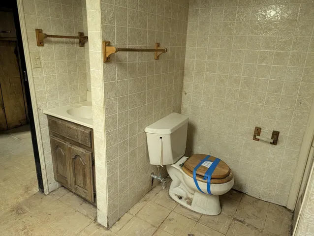 $174,000 | 2215 Guilford Road, Rockford, IL 61107