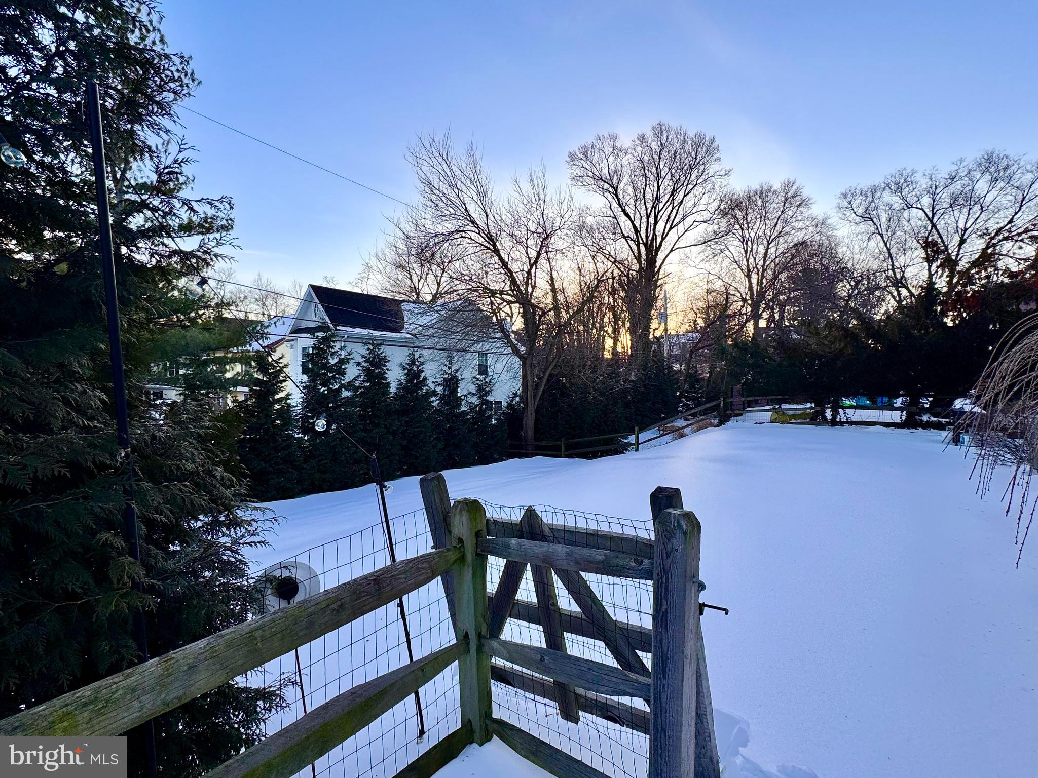 2100 Haverford Road Ardmore, PA 19003 - Photo 27 of 33 a view of a chairs and table in the patio