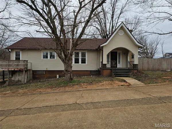 $189,000 | 505 Sycamore Street, Van Buren, MO 63965