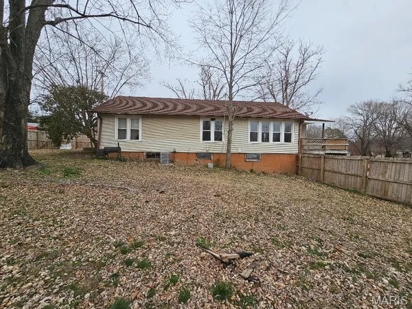 $189,000 | 505 Sycamore Street, Van Buren, MO 63965