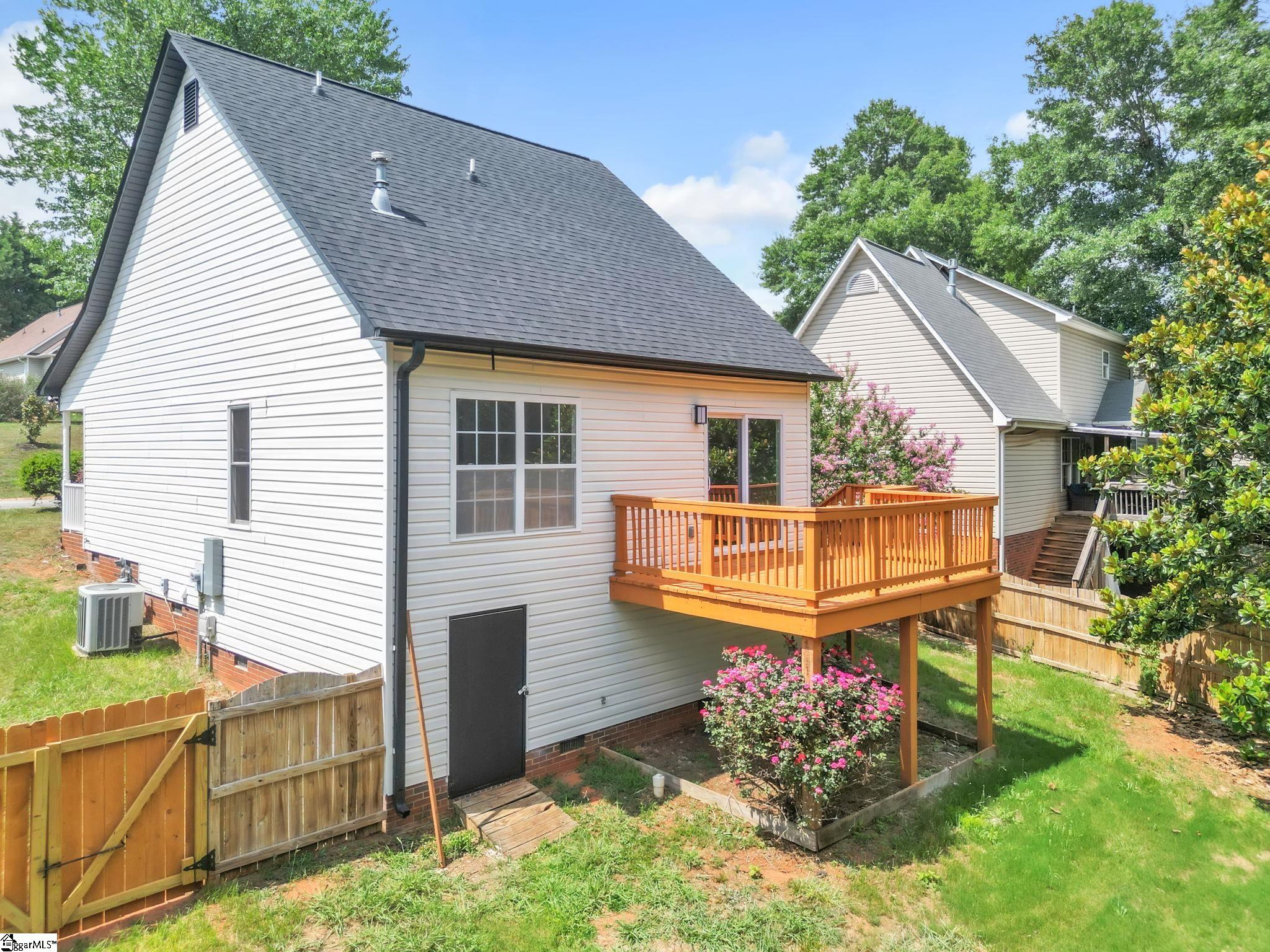 230 Cool Water Court Boiling Springs, SC 29316 - Photo 2 of 30