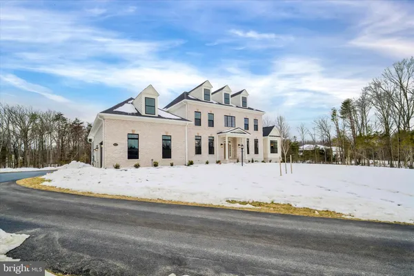 $2,850,000 | 4627 Fairfax Manor, Chantilly, VA 20151