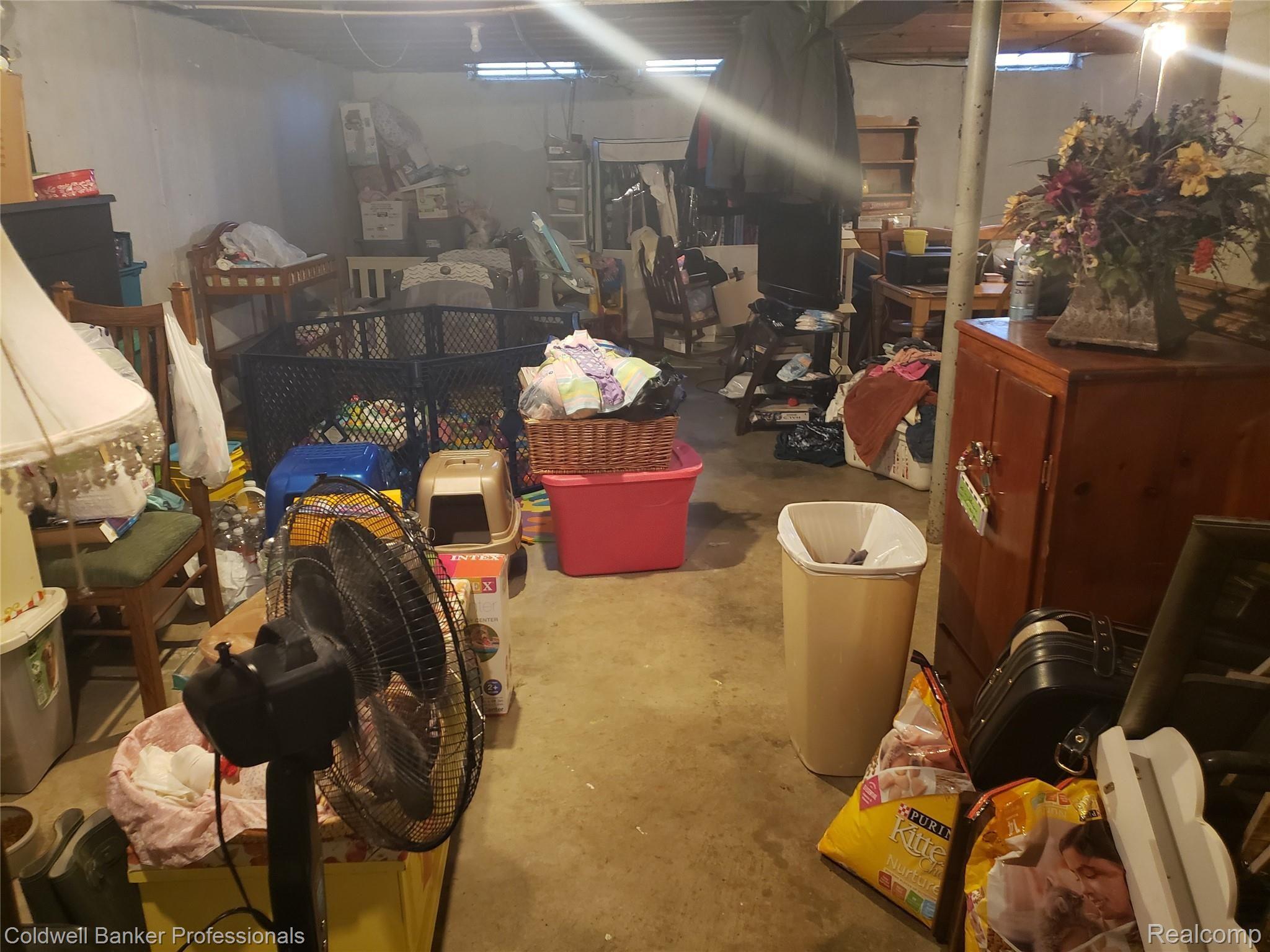 1372 Coldwater Road Flint, MI 48505 - Photo 17 of 17 1372WColdwaterPic17.jpg
