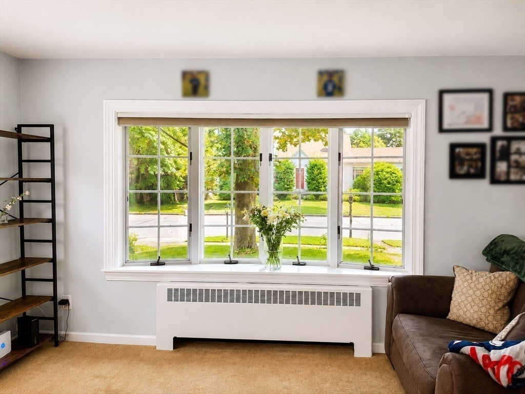 6 Hara Street Worcester, MA 01604 - Photo 7 of 21