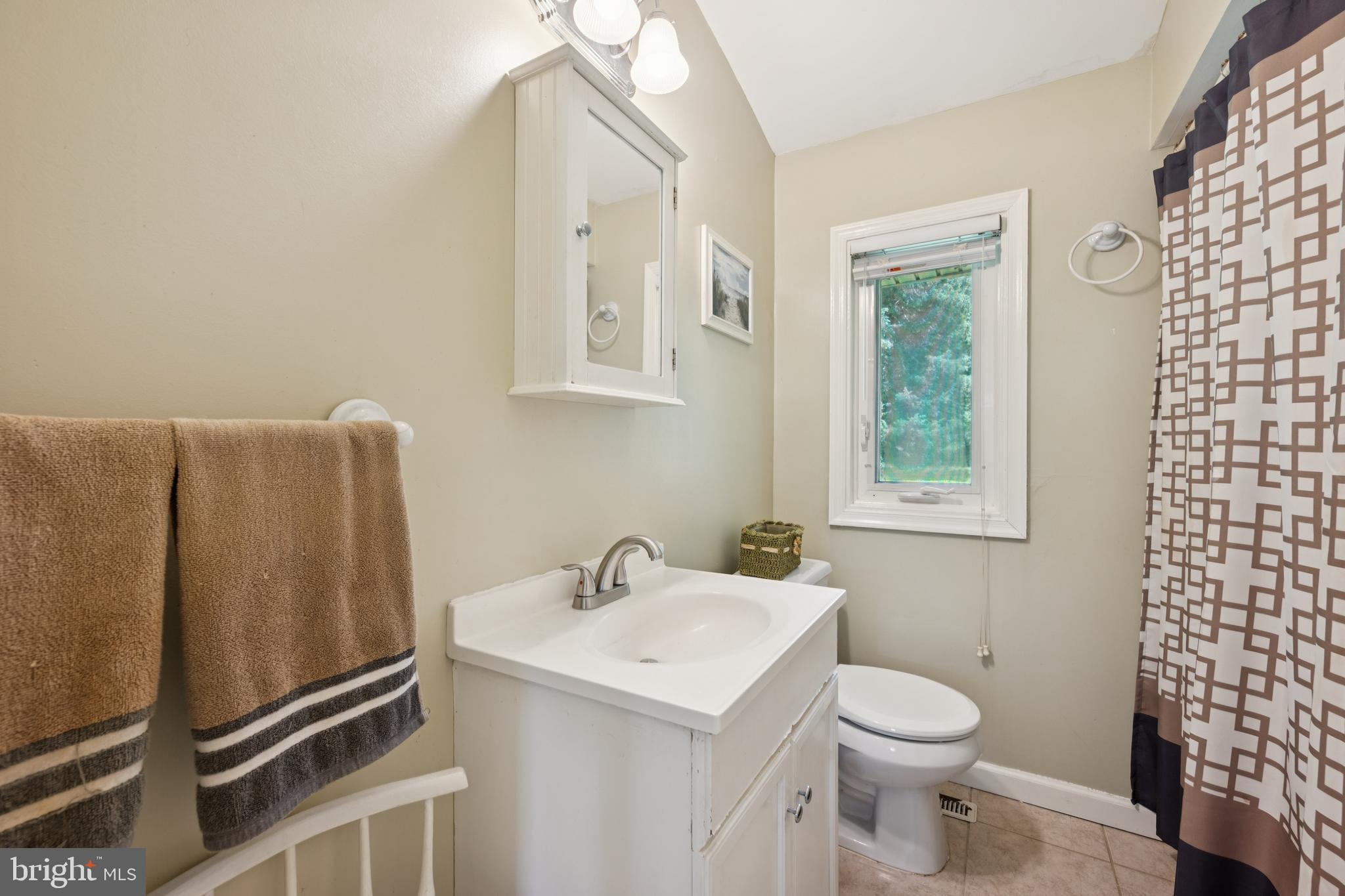 641 North Coles Avenue Maple Shade, NJ 08052 - Photo 19 of 23 a bathroom with a sink toilet and shower