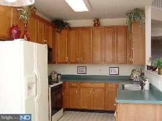 19 Granite Road East Windsor, NJ 08520 - Photo 5 of 6