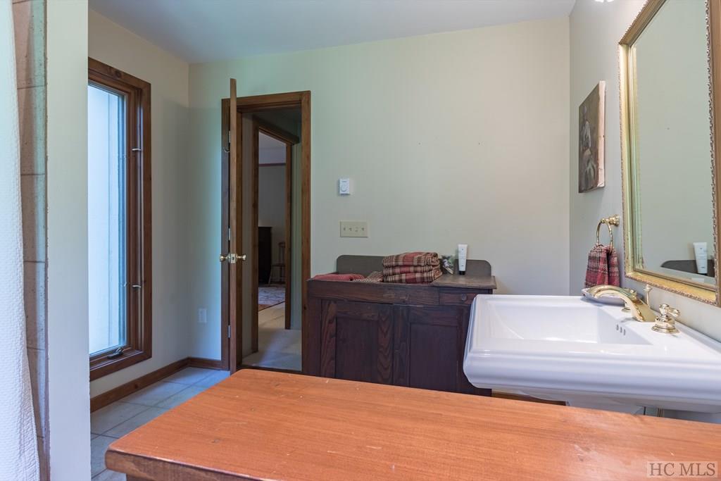 466 Wade Road Cashiers, NC 28717 - Photo 45 of 69 Gallery Image 45