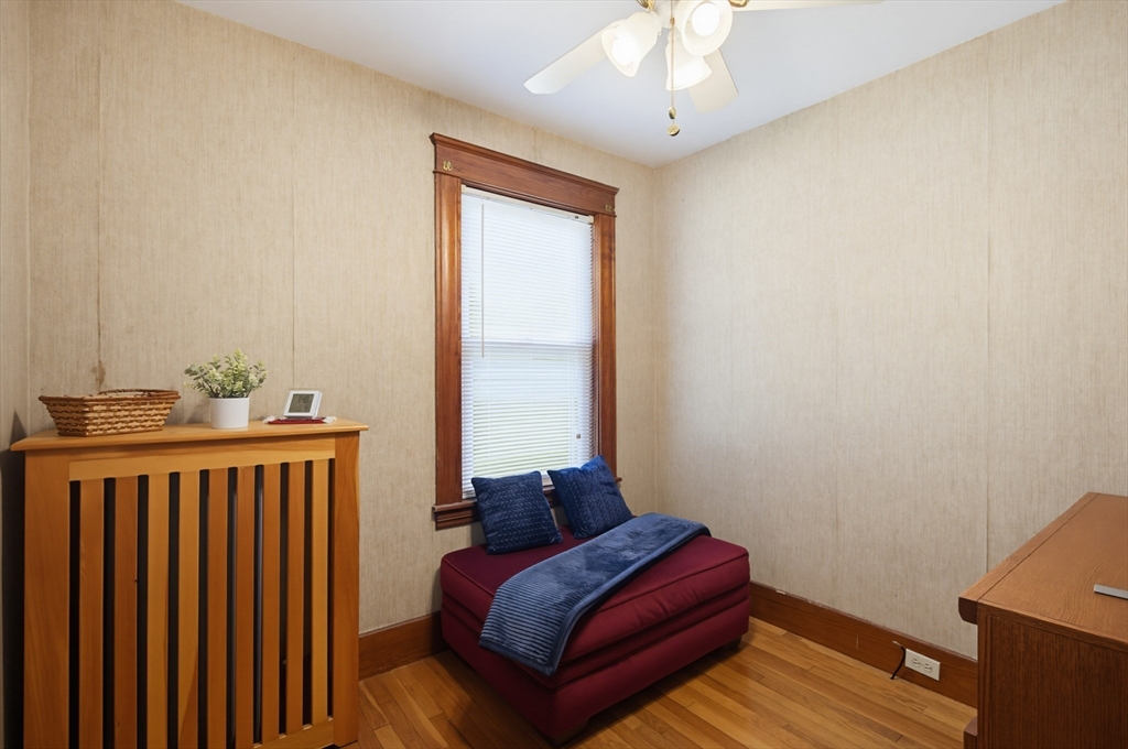 413 Goldthwaite Road Northbridge, MA 01588 - Photo 8 of 34