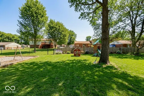 $280,000 | 7613 Dawnwood Court, Indianapolis, IN 46227