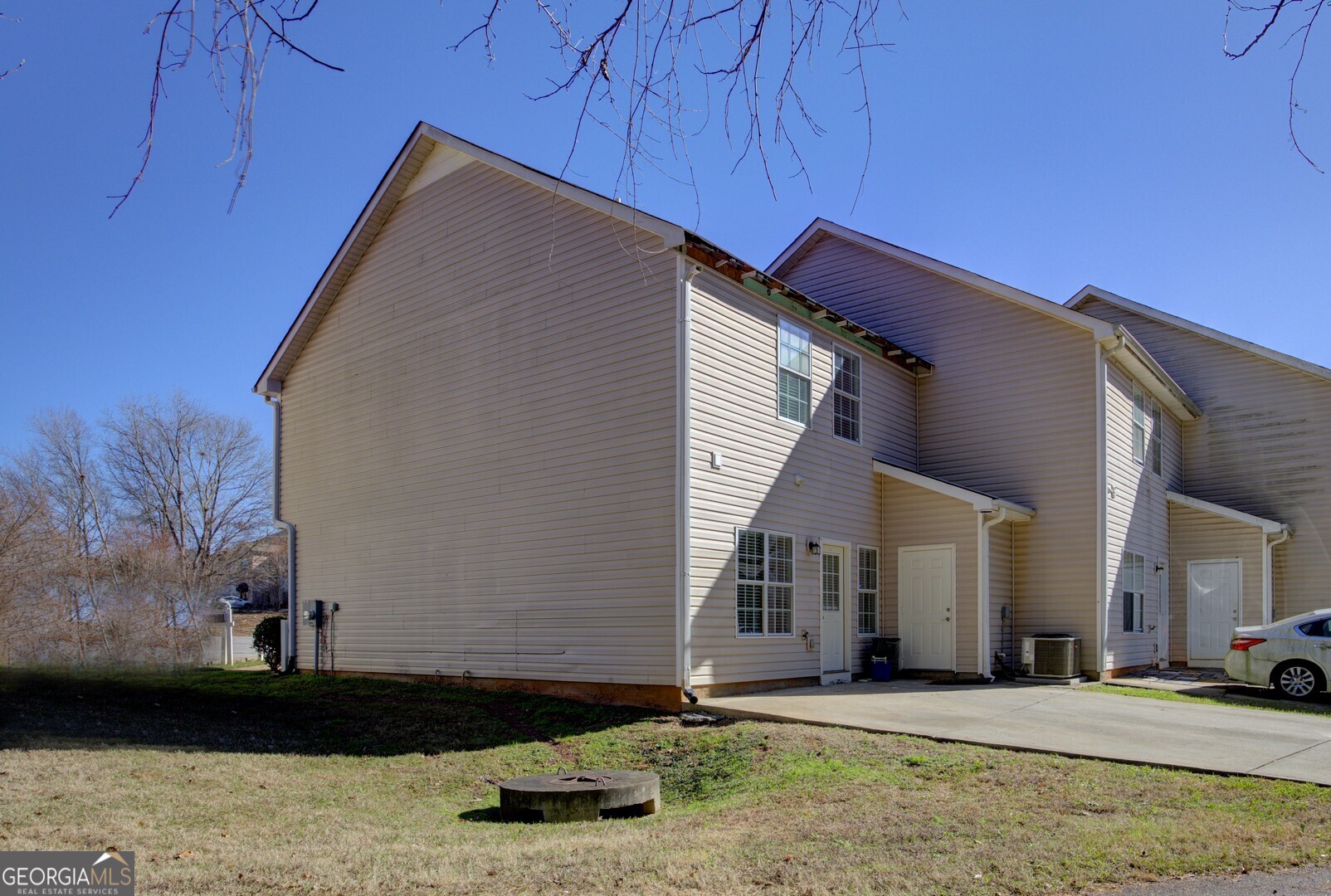 7669 Commerce Court Riverdale, GA 30296 - Photo 4 of 24