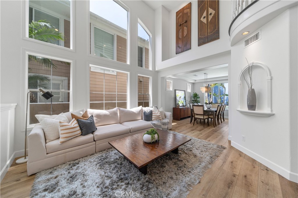 5507 Windward Street Long Beach, CA 90814 - Photo 11 of 48