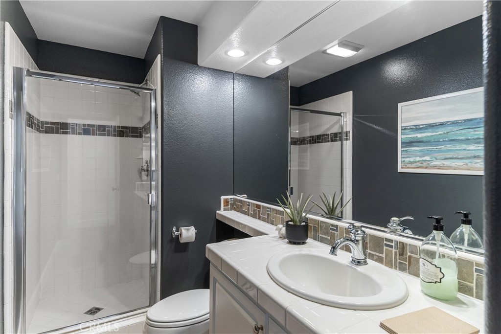 5507 Windward Street Long Beach, CA 90814 - Photo 25 of 48