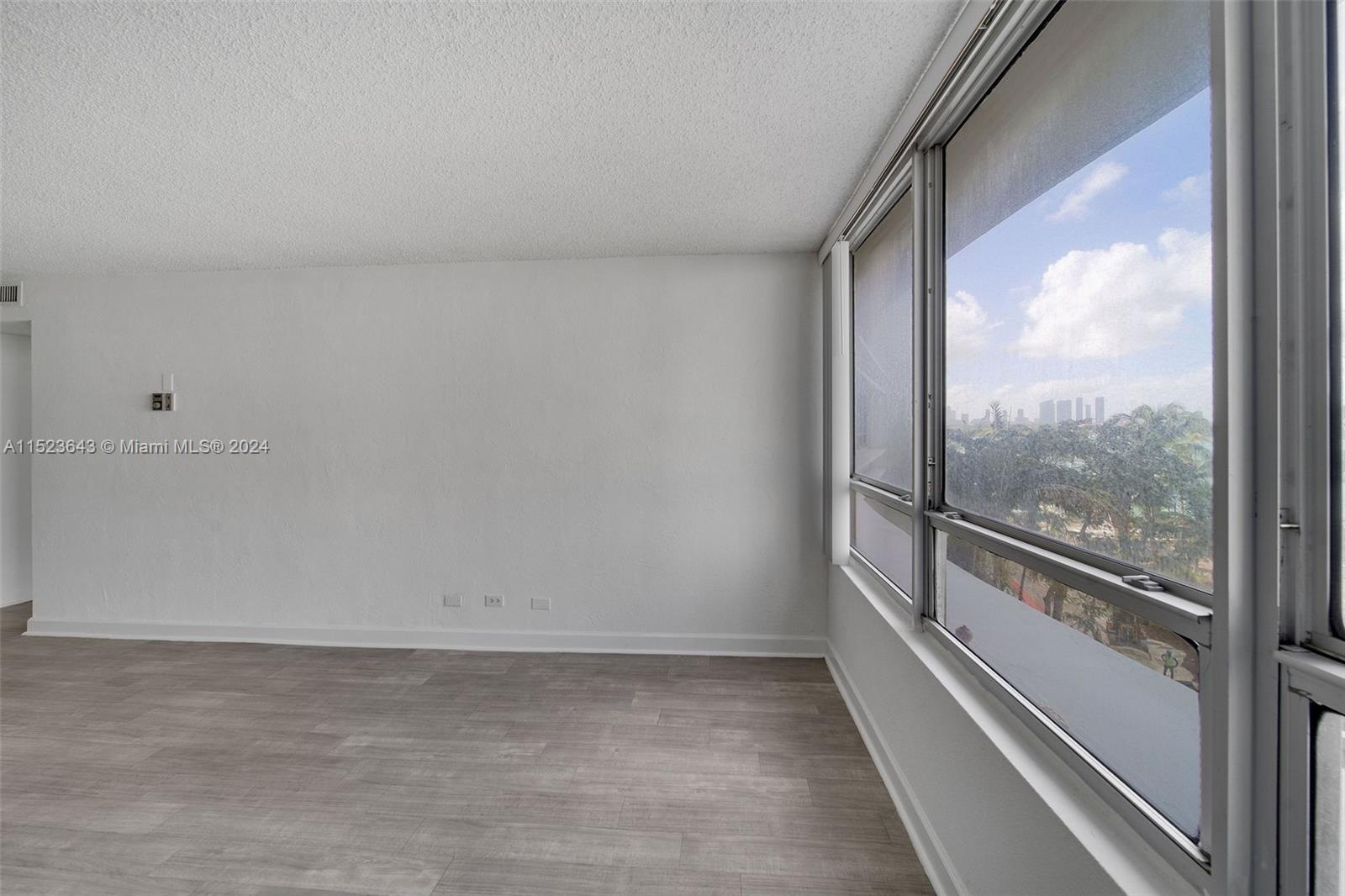 1500 Bay Road, Unit S0354 Miami Beach, FL 33139 - Photo 6 of 78