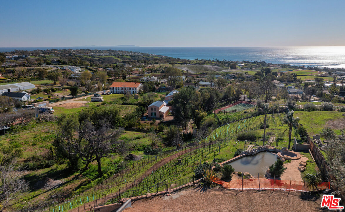 29800 Cuthbert Road Malibu, CA 90265 - Photo 20 of 25