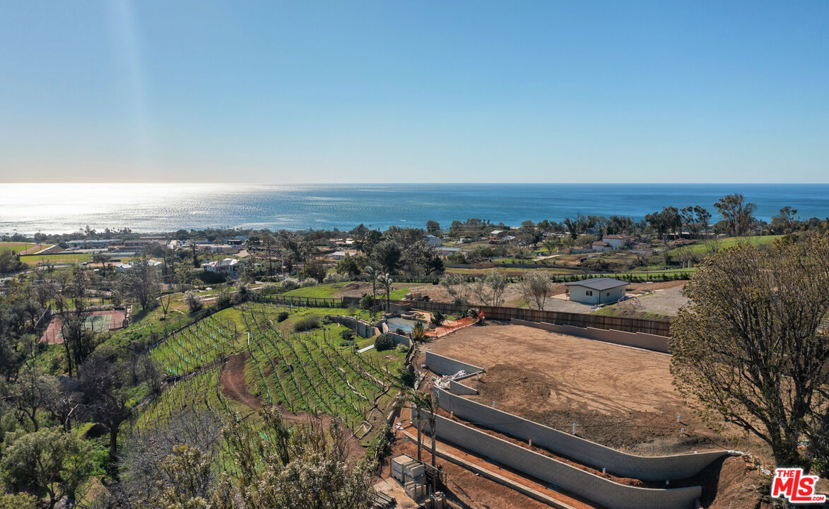 29800 Cuthbert Road Malibu, CA 90265 - Photo 21 of 25