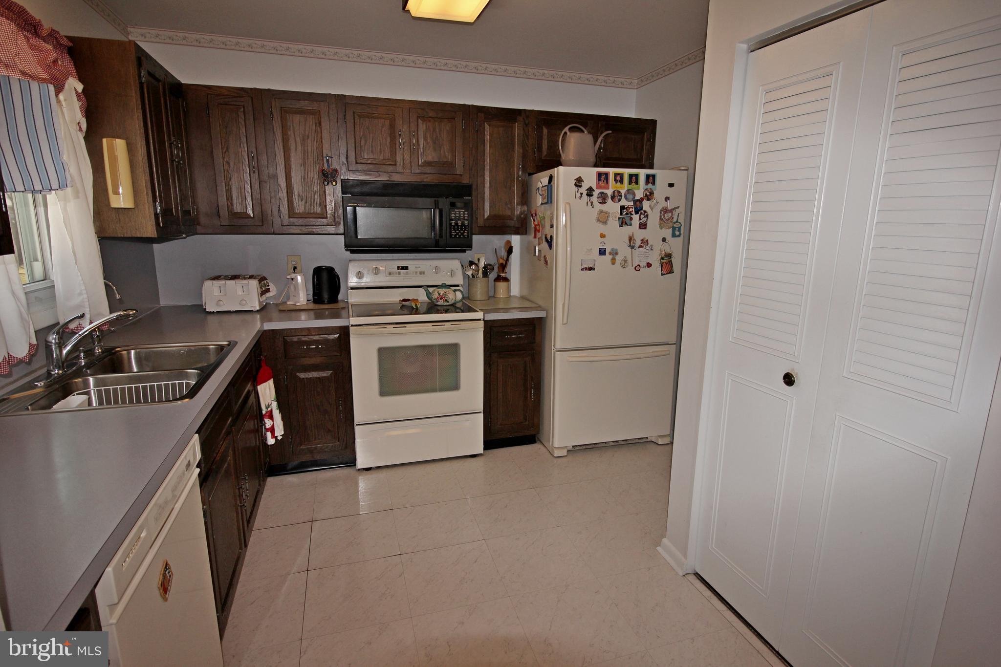 43 South Oak Street Lititz, PA 17543 - Photo 8 of 24 Gallery Image 8