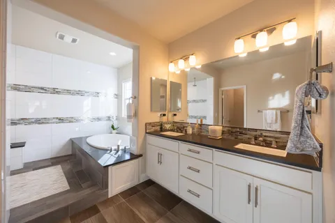 $1,092,500 | 229 Grazia Avenue, Mountain House, CA 95391