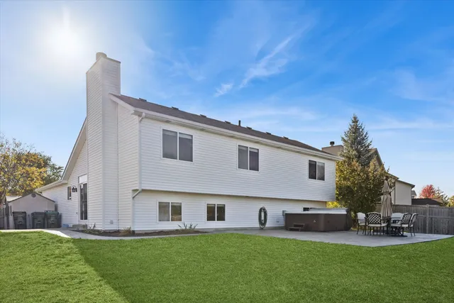 $369,900 | 25632 Fieldstone Court, Channahon, IL 60410