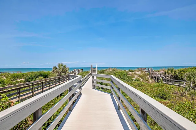 a view of wooden floor with a city view