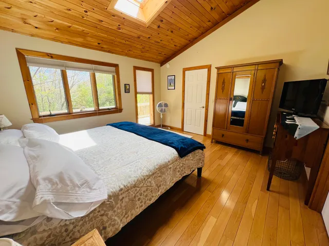 $575,000 | 90 North Sedgwick Road, Sedgwick, ME 04676