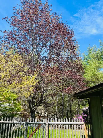 $575,000 | 90 North Sedgwick Road, Sedgwick, ME 04676