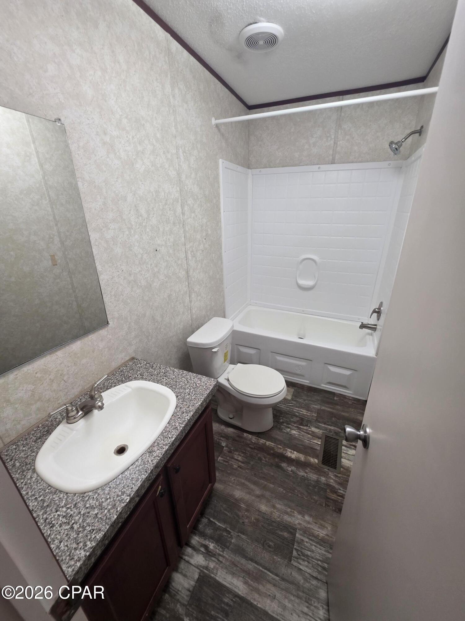 5921 Nadine Road, Unit 4 Panama City, FL 32404 - Photo 9 of 11