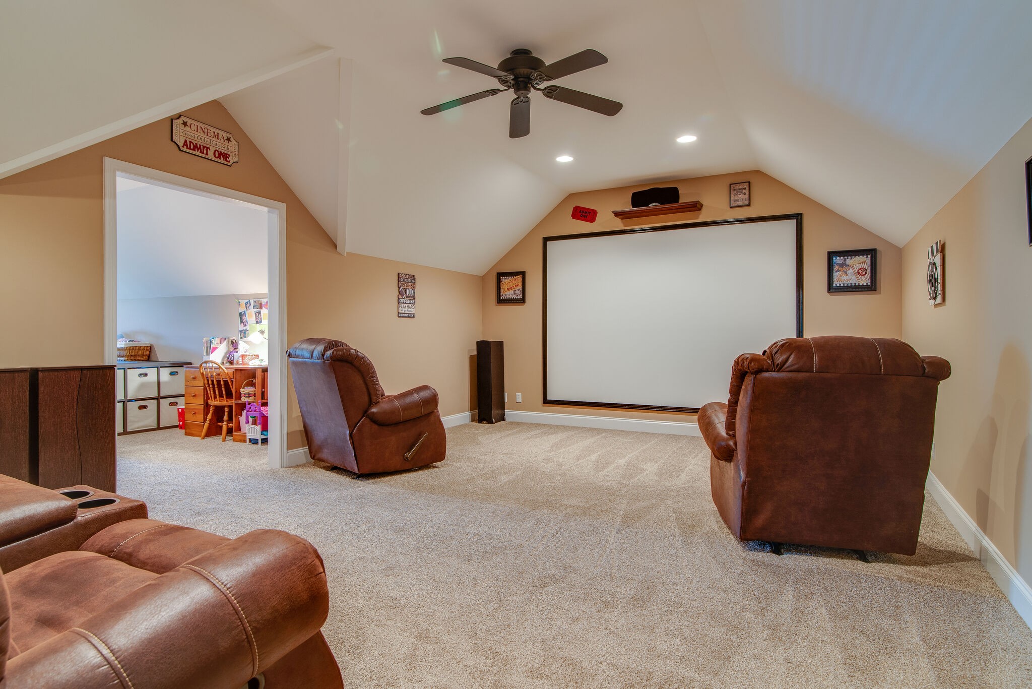 2741 Burgess Gower Road Springfield, TN 37172 - Photo 33 of 50 a living room with furniture and a ceiling fan