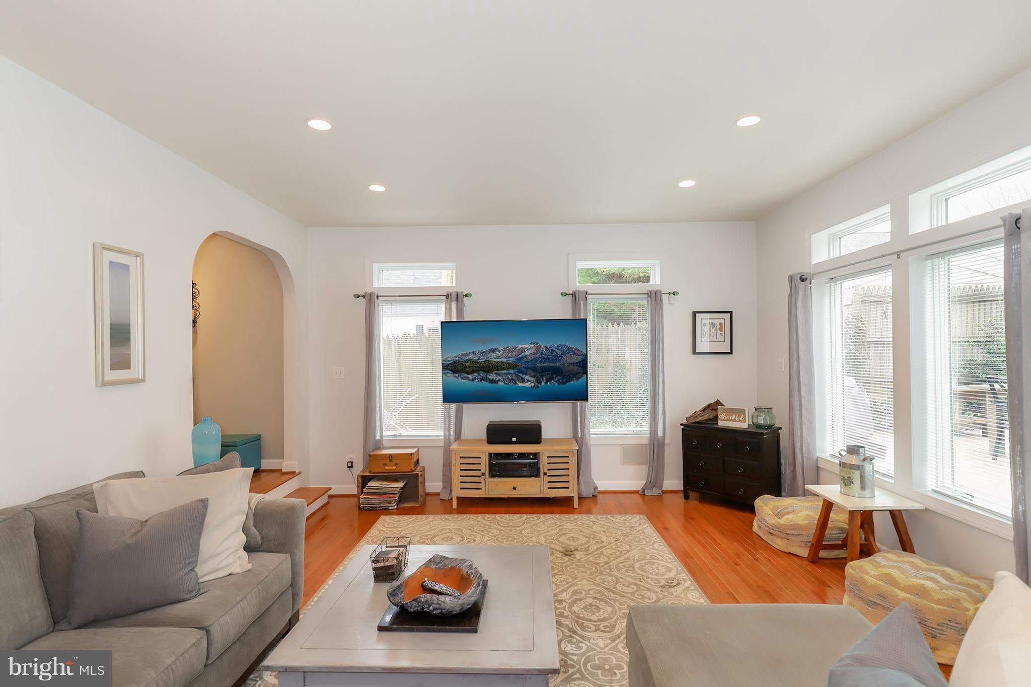 2862 Graham Road Falls Church, VA 22042 - Photo 5 of 30 Living Room