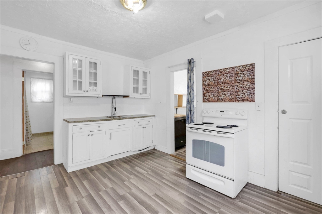 188-190 Commonwealth Avenue Springfield, MA 01108 - Photo 9 of 41