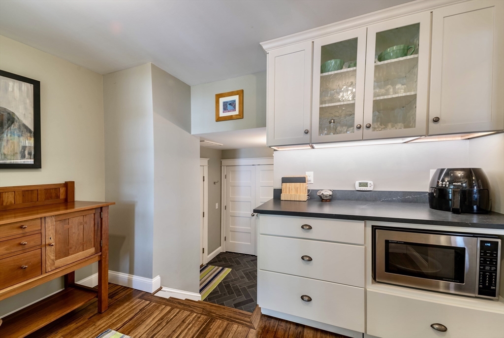 66 Maynard Road Northampton, MA 01060 - Photo 22 of 36 Gallery Image 22