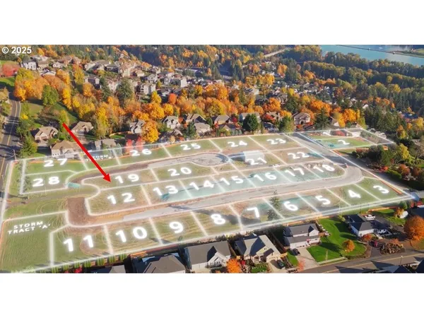 a black and white photo of a city