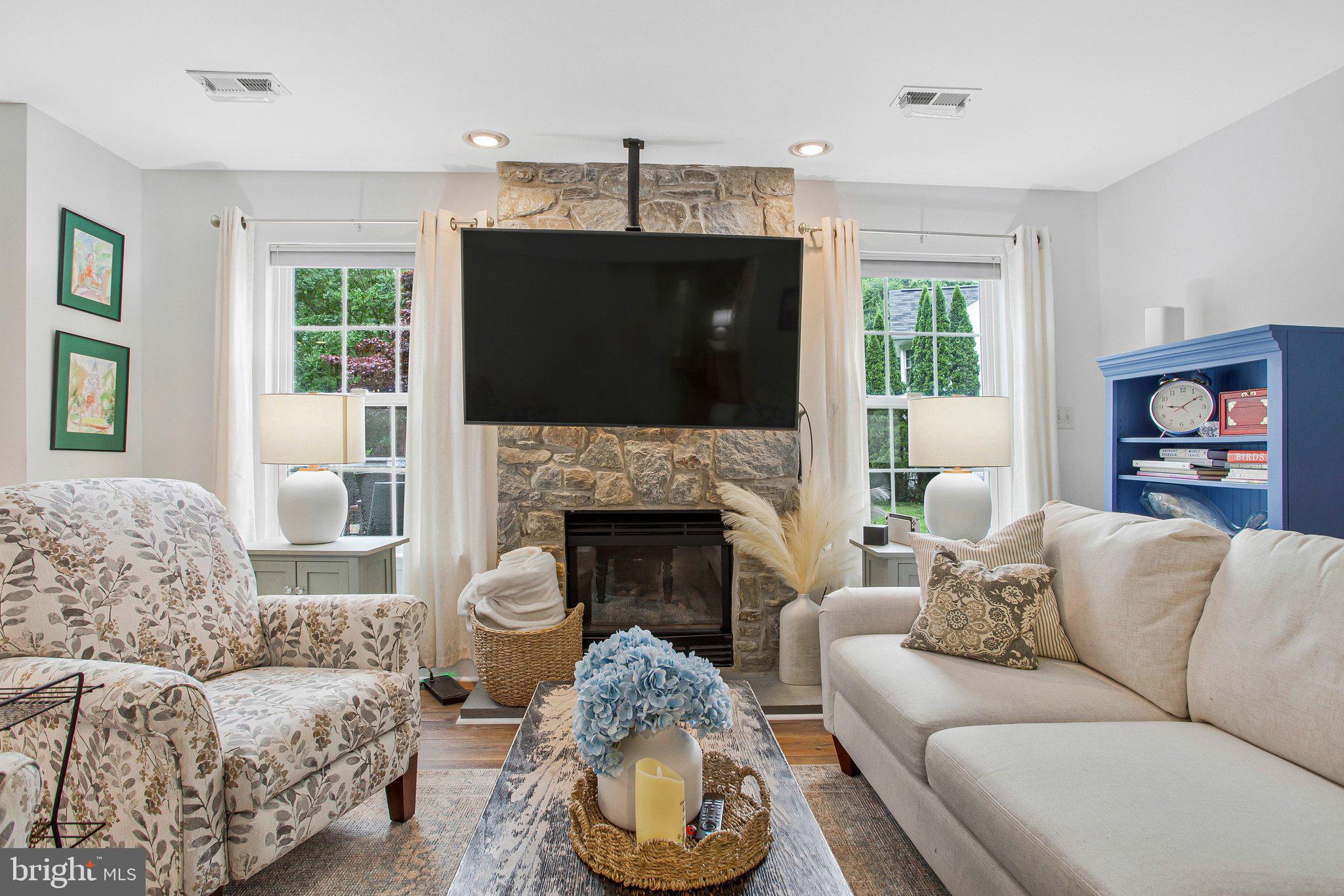 1582 Snug Harbor Road Shady Side, MD 20764 - Photo 26 of 53 Cozy living space with stone accents.