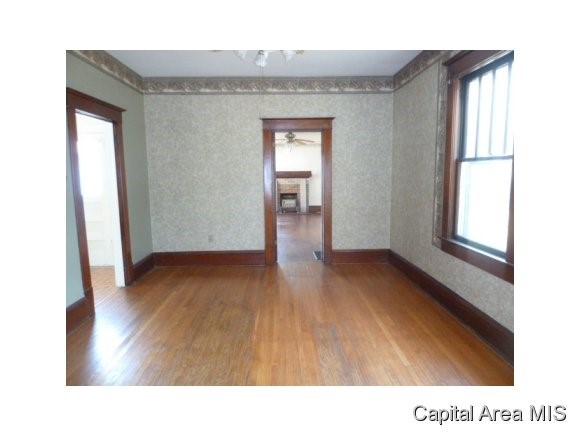 1560 North College Street Decatur, IL 62526 - Photo 6 of 10