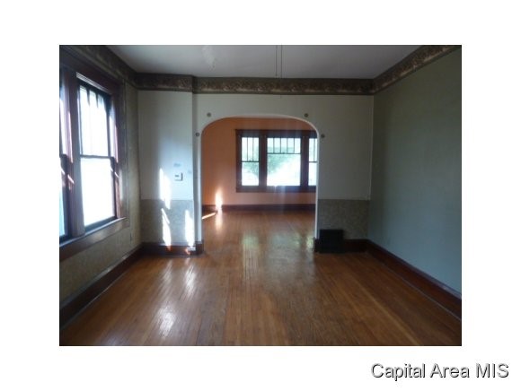 1560 North College Street Decatur, IL 62526 - Photo 7 of 10