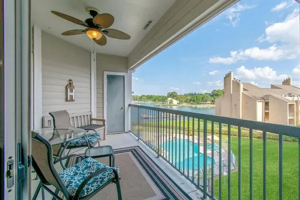 $2,000 | 12800 Melville Drive, Unit A307, Montgomery, TX 77356