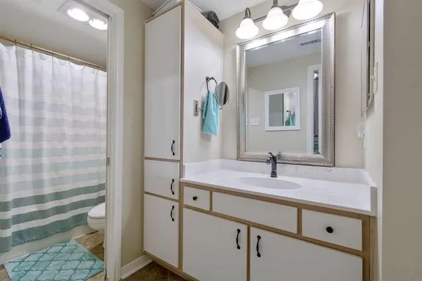 $2,000 | 12800 Melville Drive, Unit A307, Montgomery, TX 77356