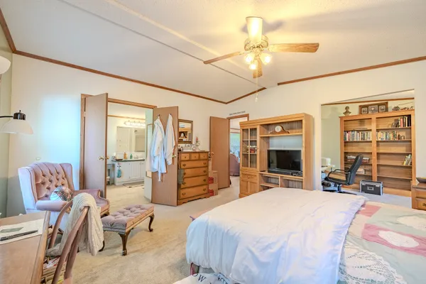 $370,000 | 4195 Morrison Creek Road, Clifton, TN 38425