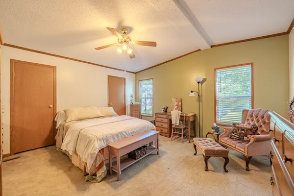 $370,000 | 4195 Morrison Creek Road, Clifton, TN 38425