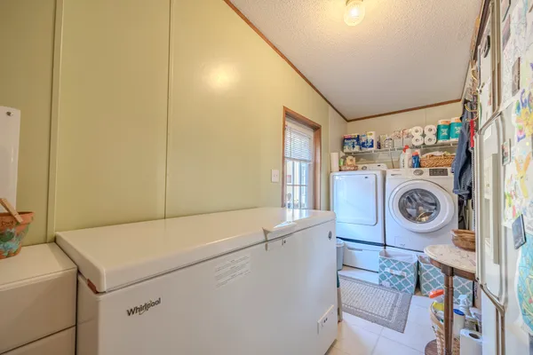 $370,000 | 4195 Morrison Creek Road, Clifton, TN 38425