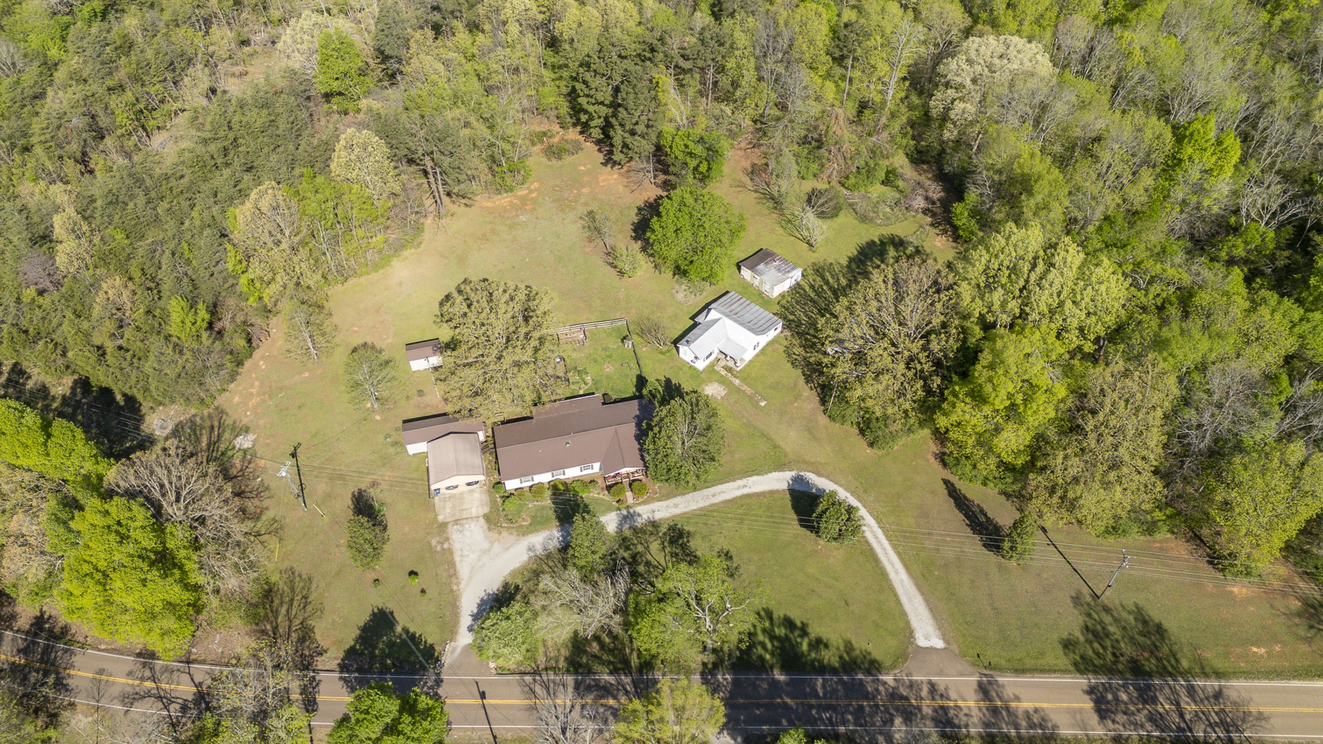 4195 Morrison Creek Road Clifton, TN 38425 - Photo 82 of 97