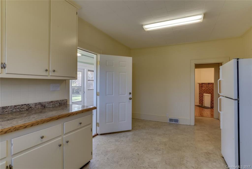6611 Hudlow Road Union Mills, NC 28167 - Photo 9 of 21 Gallery Image 9