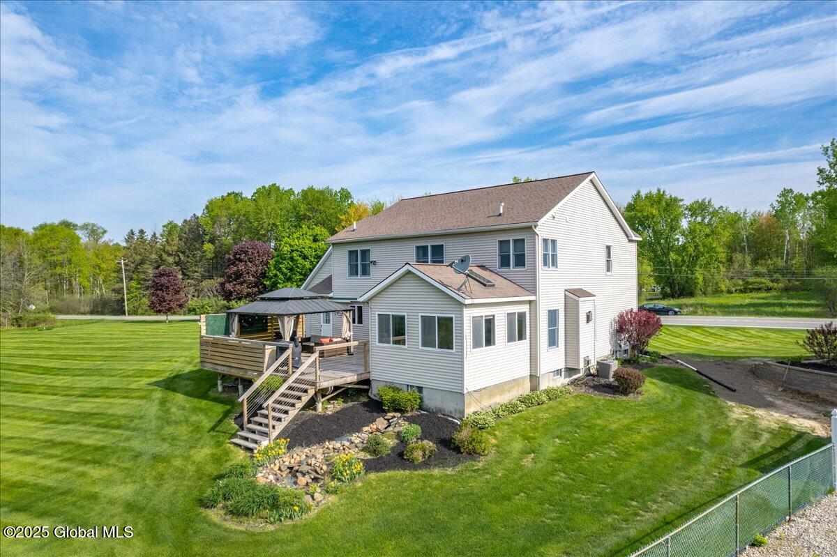 118 Appleton Road Clifton Park, NY 12148 - Photo 4 of 90 Four Season Room!