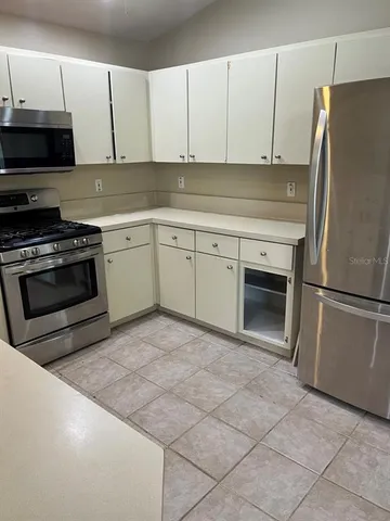 $2,695 | 10428 Lightner Bridge Drive, Tampa, FL 33626