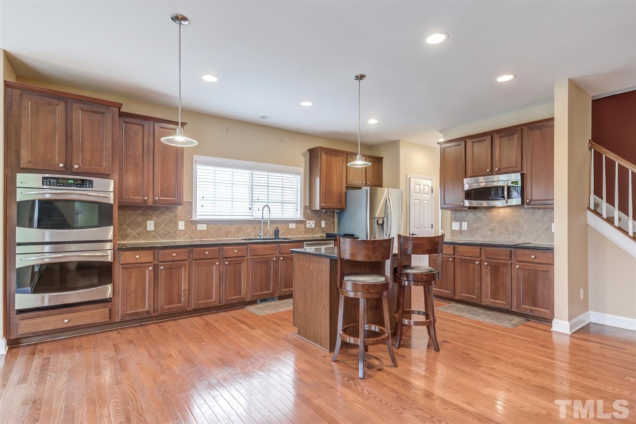 865 Seastone Street Raleigh, NC 27603 - Photo 9 of 29