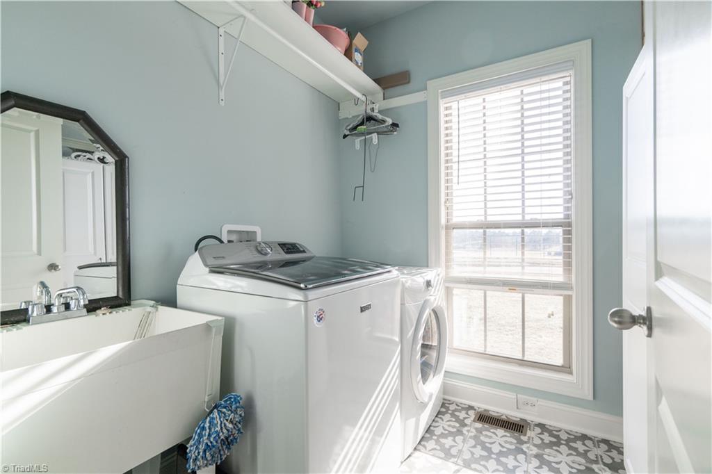 6500 Phillippi Road Liberty, NC 27298 - Photo 17 of 49