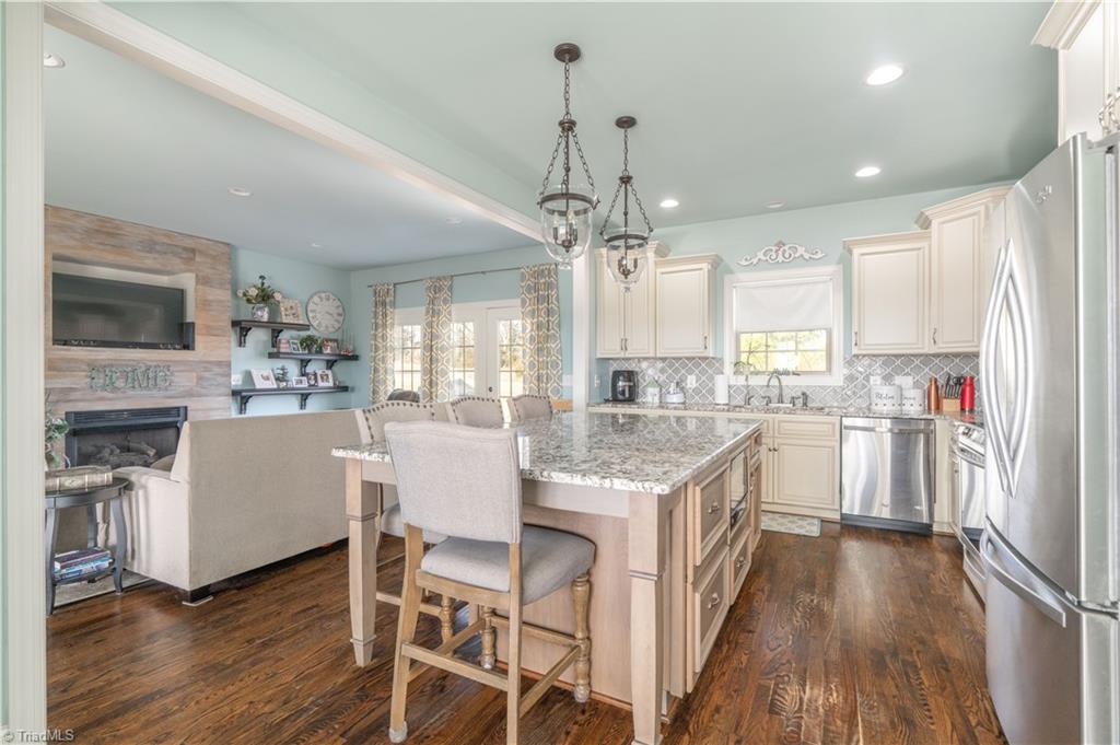 6500 Phillippi Road Liberty, NC 27298 - Photo 4 of 49